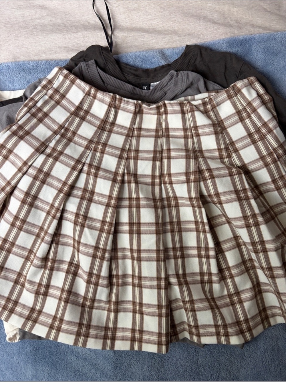 H&M, Divided, Holster, Forever 21 Youth Clothing Bundle - Picture 8 of 16